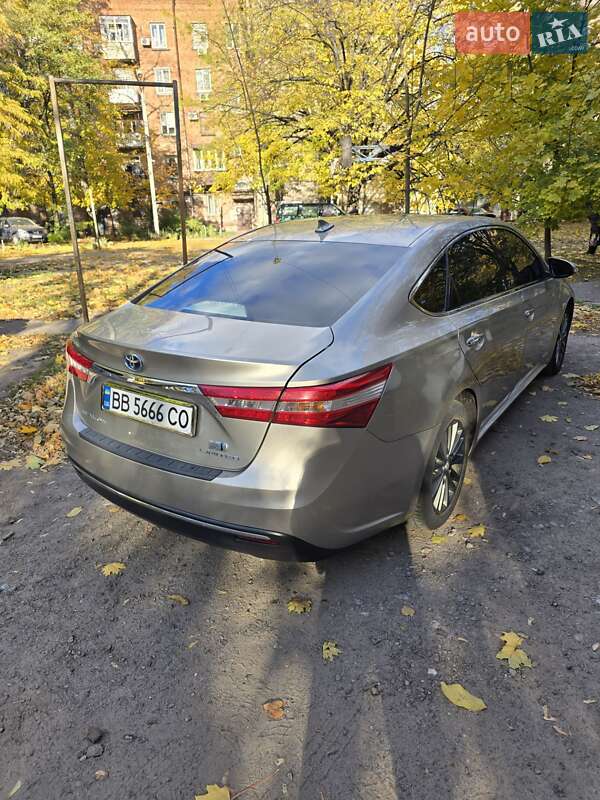 Седан Toyota Avalon 2013 в Днепре