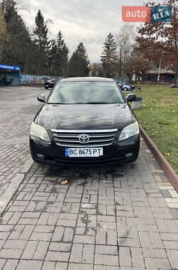 Седан Toyota Avalon 2006 в Львове