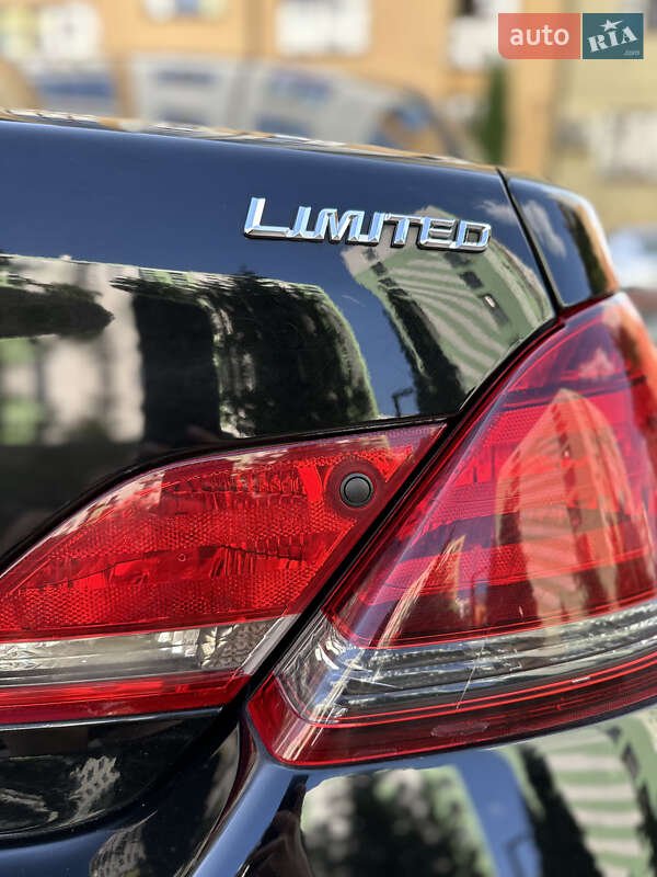Toyota Avalon 2008