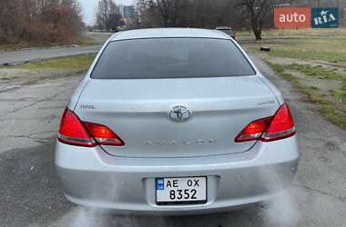 Седан Toyota Avalon 2005 в Добропіллі