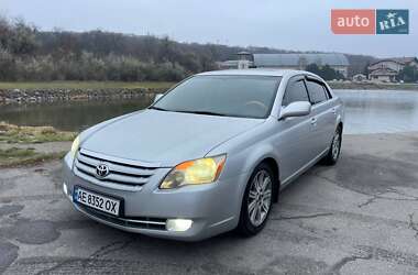 Седан Toyota Avalon 2005 в Добропіллі