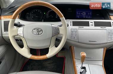 Седан Toyota Avalon 2006 в Чернівцях