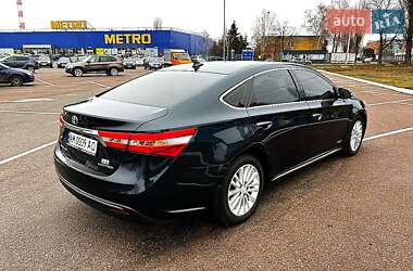 Седан Toyota Avalon 2015 в Житомирі