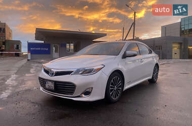 Toyota Avalon 2013