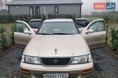 Седан Toyota Avalon 1997 в Одессе