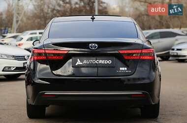 Седан Toyota Avalon 2013 в Киеве