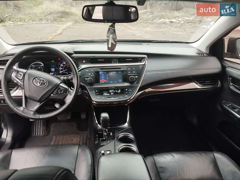 Седан Toyota Avalon 2014 в Запорожье
