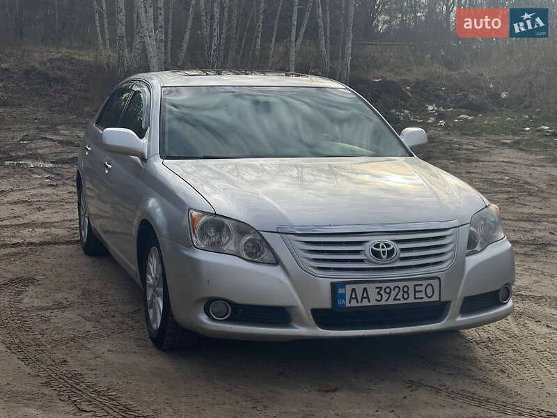 Седан Toyota Avalon 2008 в Києві