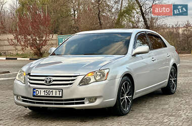 Седан Toyota Avalon 2005 в Кривому Розі