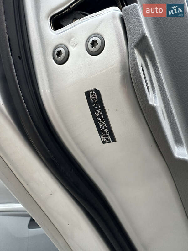 Седан Toyota Avalon 2005 в Кривом Роге фото 61 Седан Toyota Avalon 2005 в Кривом Роге