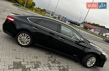 Седан Toyota Avalon 2015 в 