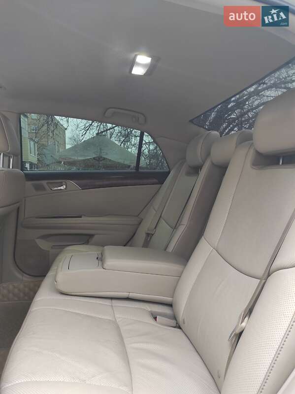 Седан Toyota Avalon 2011 в Одессе