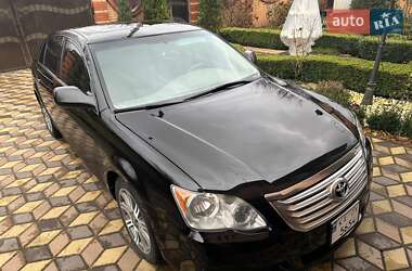 Седан Toyota Avalon 2008 в Киеве