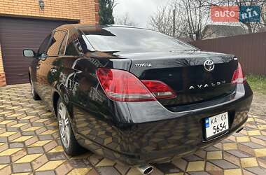 Седан Toyota Avalon 2008 в Киеве