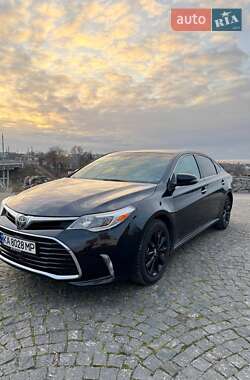 Toyota Avalon 2017