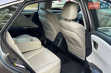 Седан Toyota Avalon 2014 в 
