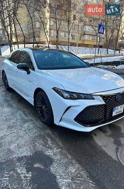 Седан Toyota Avalon 2021 в Києві