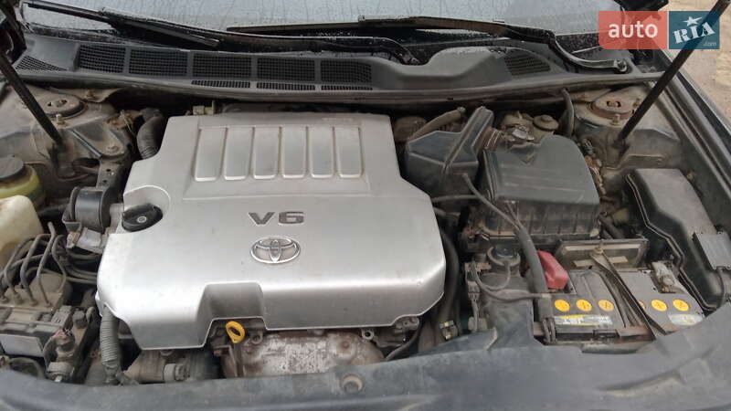 Седан Toyota Avalon 2007 в Ківерцях