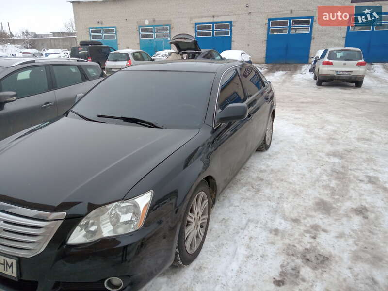 Седан Toyota Avalon 2007 в Ківерцях