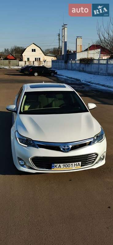 Седан Toyota Avalon 2013 в 