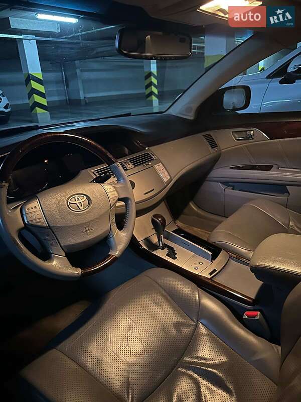 Седан Toyota Avalon 2008 в Києві