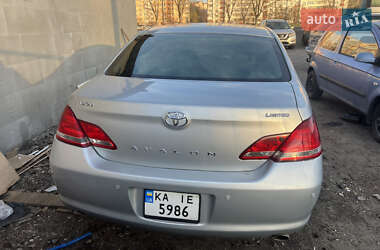 Седан Toyota Avalon 2006 в 