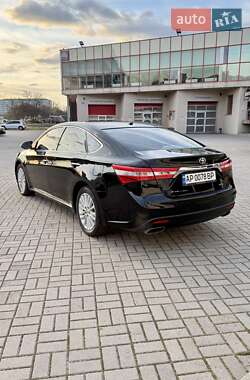 Седан Toyota Avalon 2014 в 