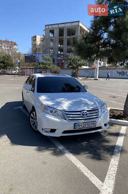 Седан Toyota Avalon 2012 в Одесі