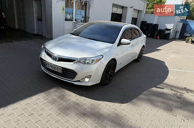 Седан Toyota Avalon 2014 в Києві