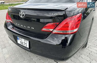 Седан Toyota Avalon 2006 в 