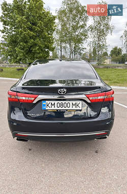 Седан Toyota Avalon 2018 в 