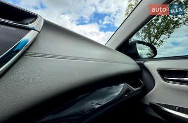 Седан Toyota Avalon 2013 в 