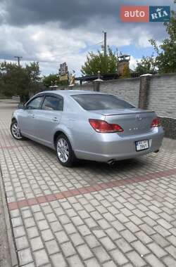 Седан Toyota Avalon 2006 в 