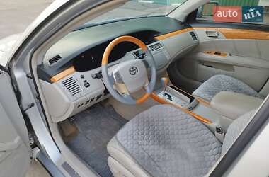 Седан Toyota Avalon 2006 в 