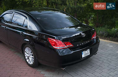 Седан Toyota Avalon 2006 в 
