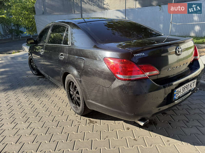 Седан Toyota Avalon 2006 в Одесі