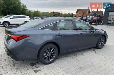 Седан Toyota Avalon 2019 в 