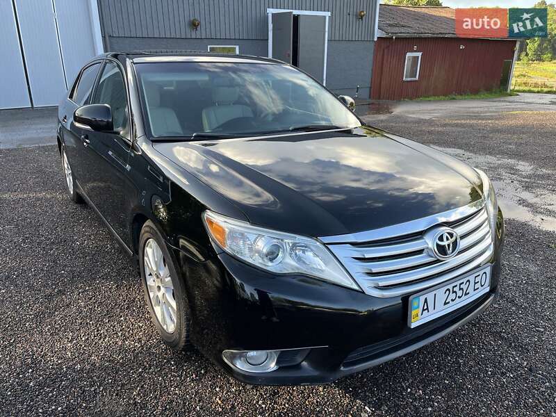 Toyota Avalon 2012
