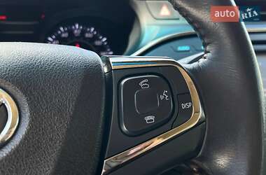 Седан Toyota Avalon 2014 в 