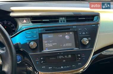 Седан Toyota Avalon 2014 в 