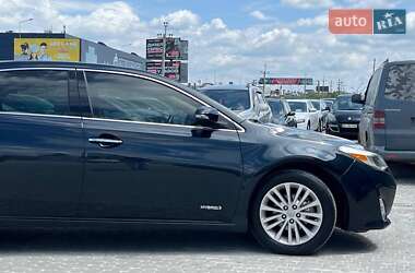 Седан Toyota Avalon 2014 в 