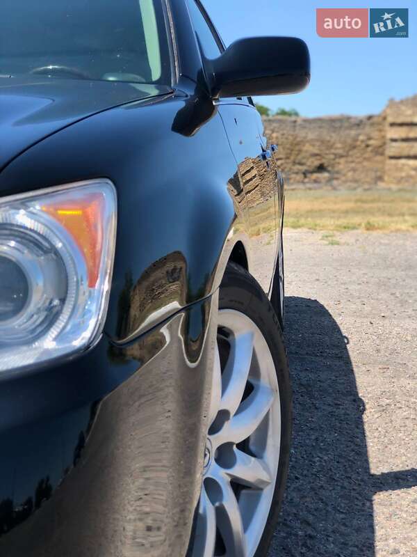 Седан Toyota Avalon 2008 в Черноморске