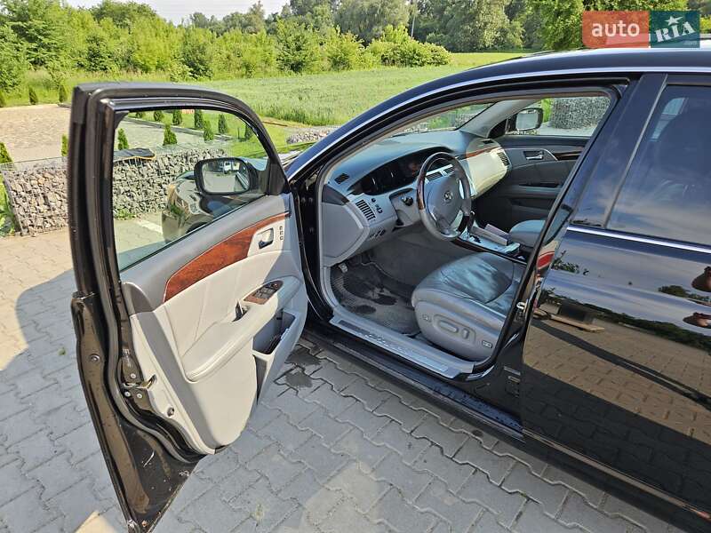 Седан Toyota Avalon 2008 в Снятине