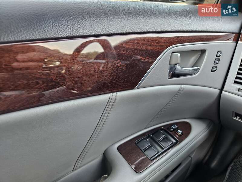 Седан Toyota Avalon 2008 в Снятине