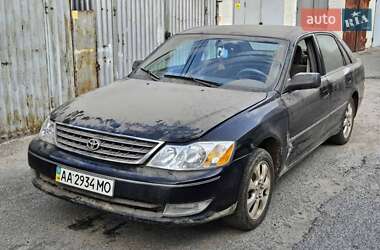 Седан Toyota Avalon 2002 в Киеве