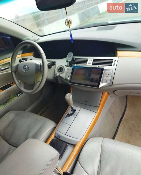 Седан Toyota Avalon 2005 в Любашевке
