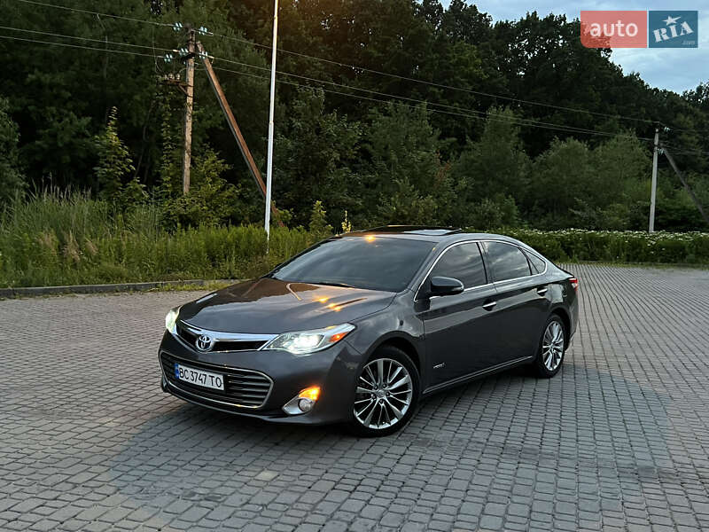 Седан Toyota Avalon 2013 в Львові фото Седан Toyota Avalon 2013 в Львові
