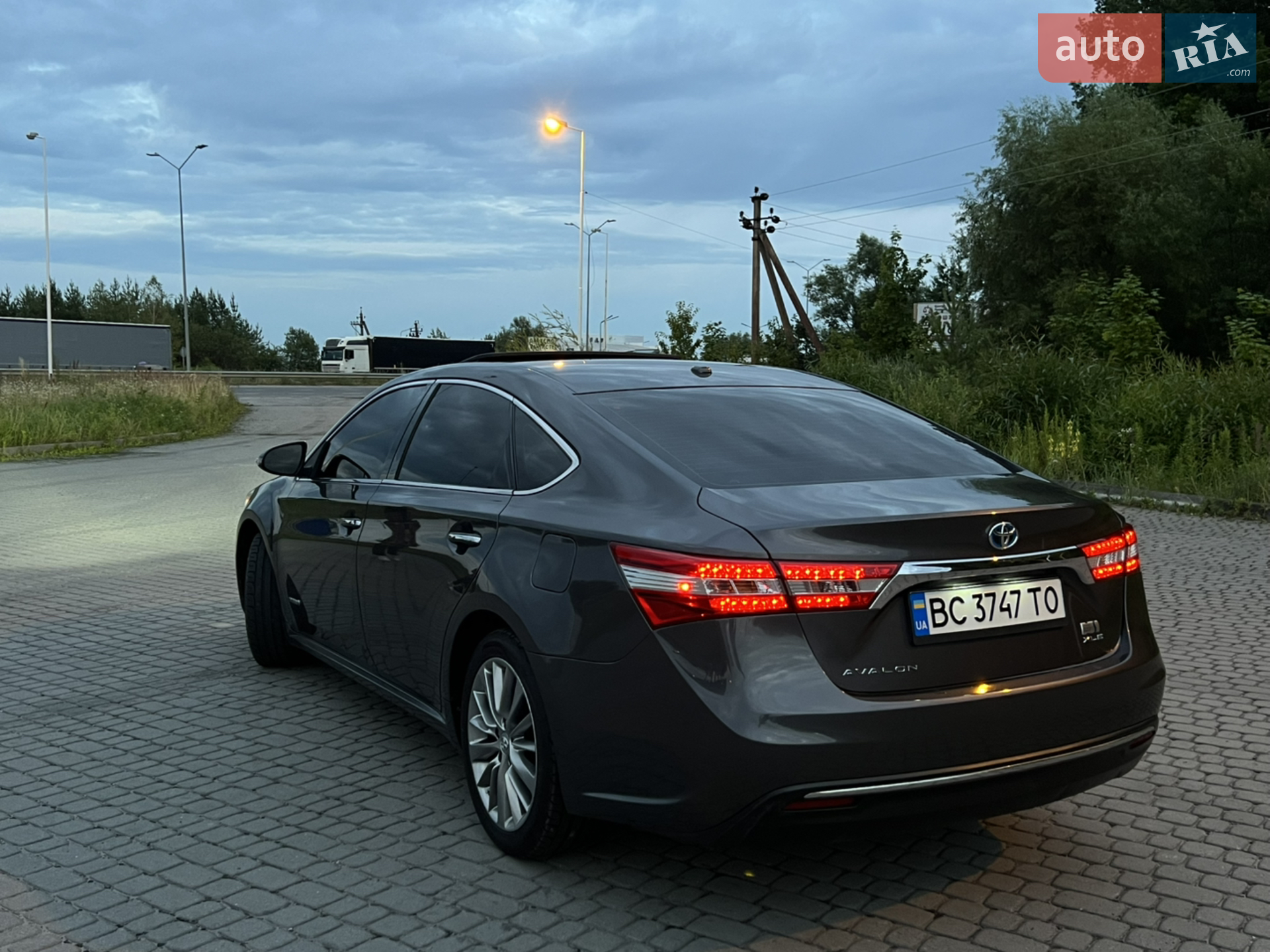2013 Toyota Avalon - мініатюра 12