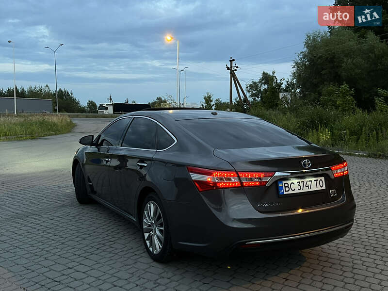 Седан Toyota Avalon 2013 в Львові фото 12 Седан Toyota Avalon 2013 в Львові