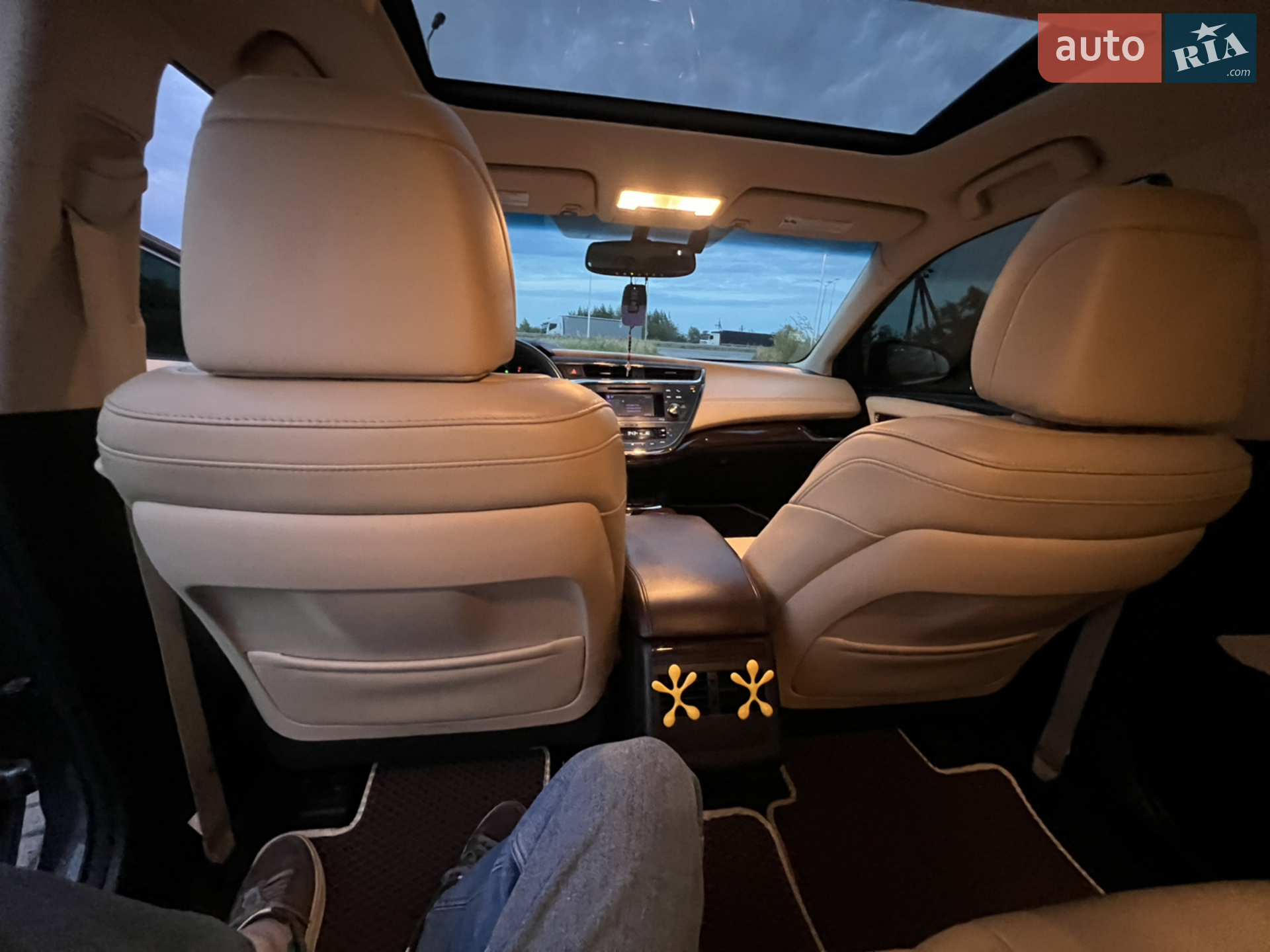 2013 Toyota Avalon - мініатюра 17
